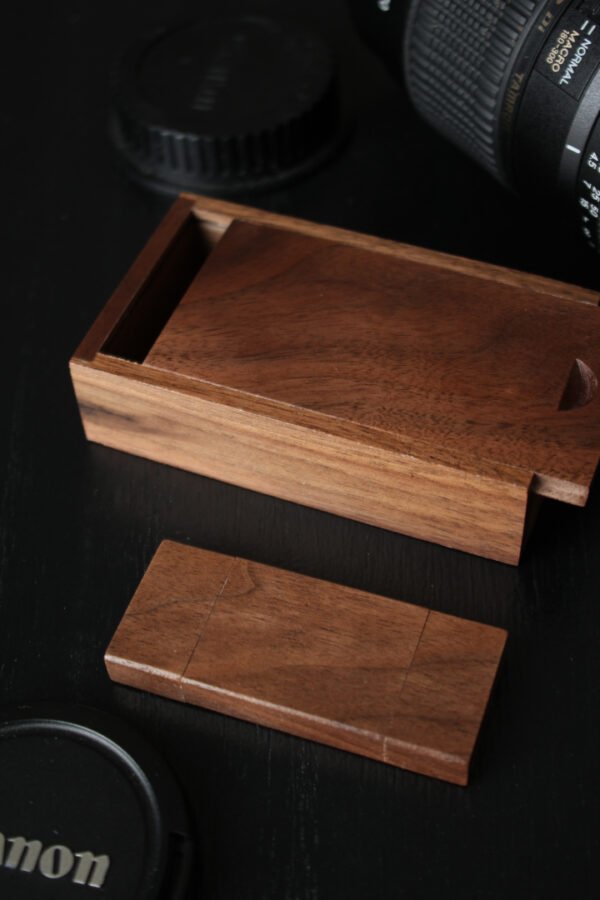 Personalised Wooden rectangular USB-A and USB-C with small presentation box (Walnut) - Image 2