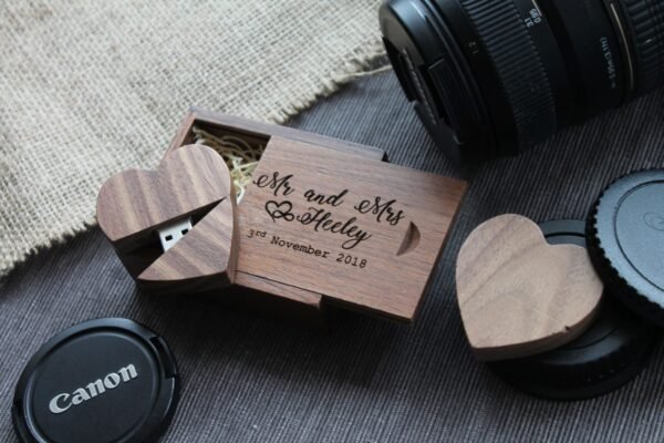 Personalised Wooden usb heart shaped memory stick in box