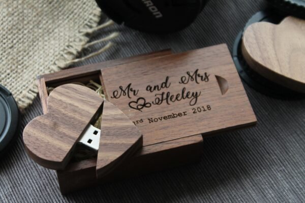 Personalised Wooden usb heart shaped memory stick in box - Image 2