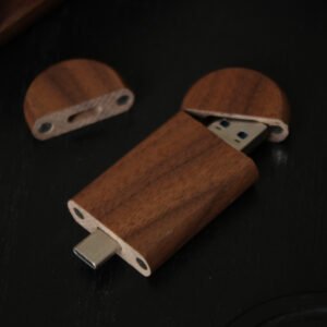Personalised Wooden oval wedding USB-A and USB-C 32GB or 64GB capacity