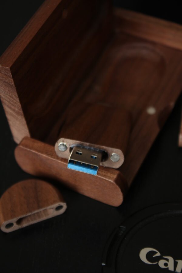 Personalised Wooden oval wedding USB-A and USB-C 32GB with small presentation box (Walnut) - Image 5