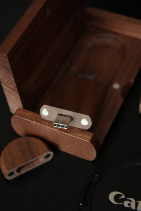 Personalised Wooden oval wedding USB-A and USB-C 32GB with small presentation box (Walnut) - Image 2