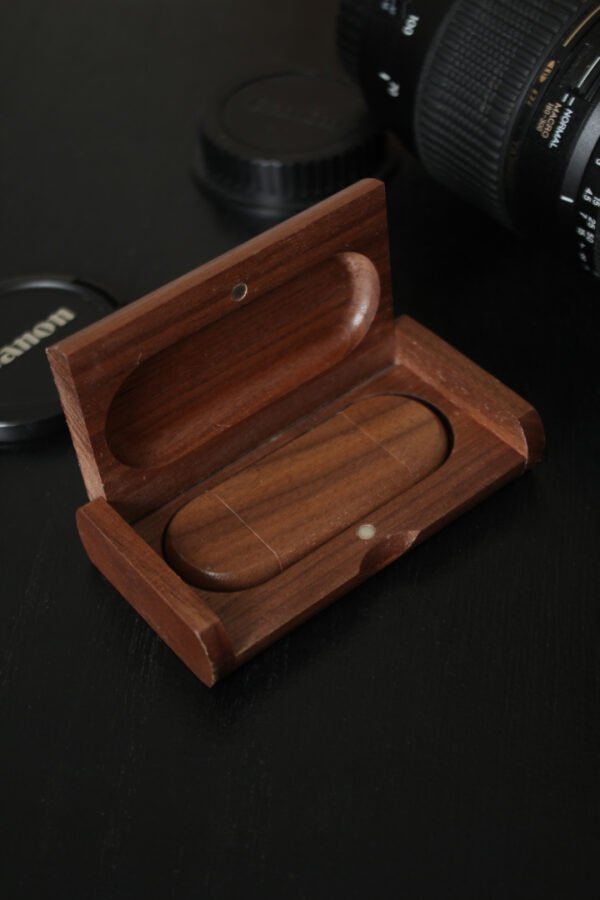 Personalised Wooden oval wedding USB-A and USB-C 32GB with small presentation box (Walnut) - Image 7