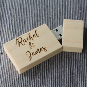 Personalised Wooden rectangular USB memory stick (Maple) USB3.0 32GB